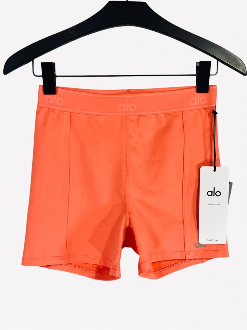 NWT ALO Yoga Alosoft Showcase Shorts 4